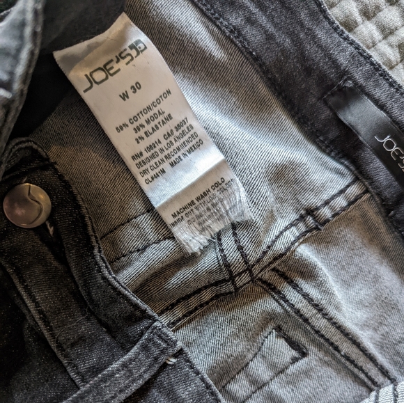 Joe's Jeans Finn Skinny Mid-Rise Distressed Raw Hem Elden Black Wash size 30 - Picture 8 of 12